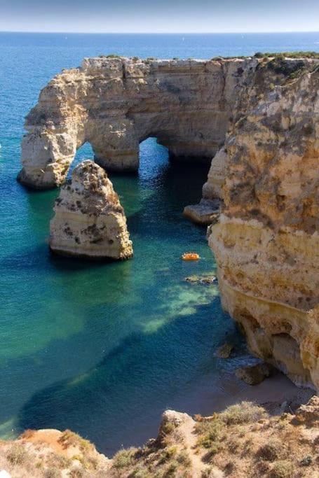 Apartamento Encantador A 100M Da Praia Carvoeiro  Buitenkant foto
