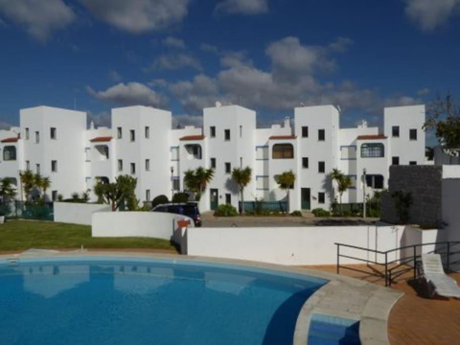 Apartamento Encantador A 100M Da Praia Carvoeiro  Buitenkant foto